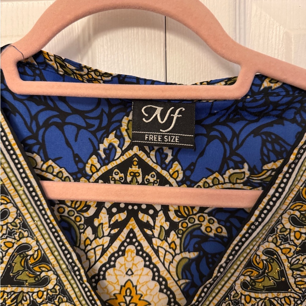 Blue and Gold Paisley Kaftan - Picture 3 of 3